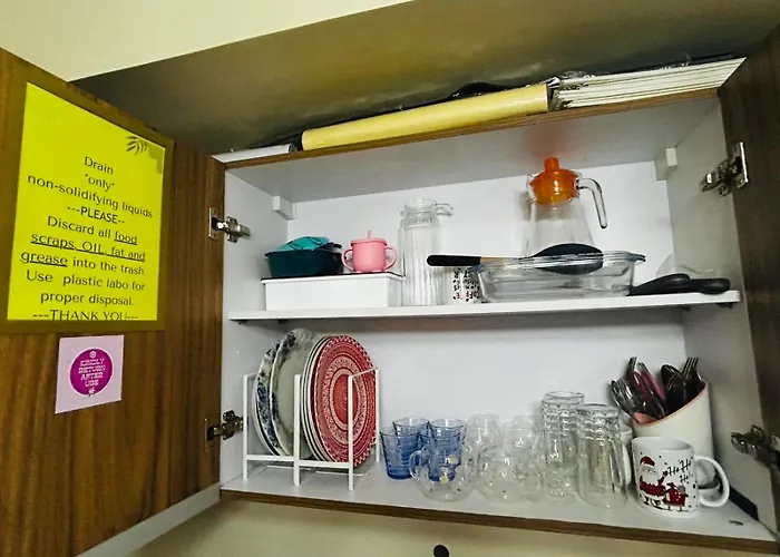 Near Airport Naia Mall Fast Wifi Kitchenette Rouzelea Nest