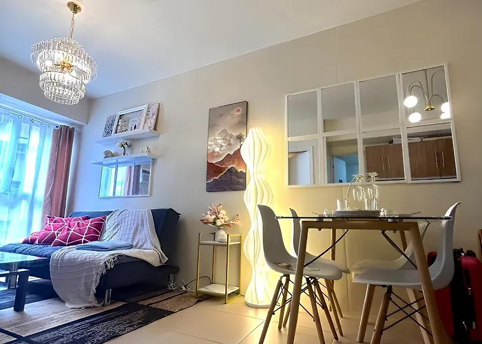 Near Airport Naia Mall Fast Wifi Kitchenette Rouzelea Nest Aparthotel *